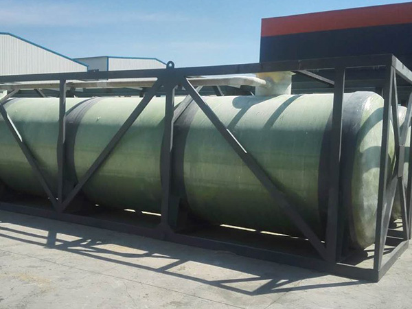 玻璃鋼運(yùn)輸罐